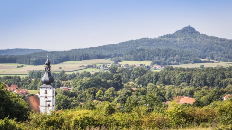 Platzhalterbild – Bitte bei tatsächlich genutzten Bildern Alternativtext eingeben, um Ansprüche an Barrierefreiheit zu erfüllen.